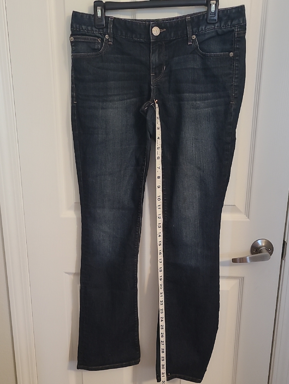 Express Women's Dark Indigo Straight Leg Jeans